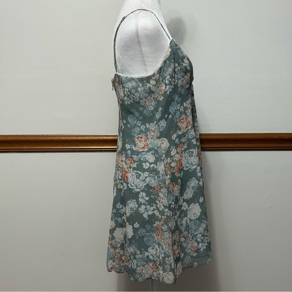 BCBGeneration Floral Fit & Flare Mini Babydoll Dress Womens Size 10 Coquette Y2K - Picture 4 of 12